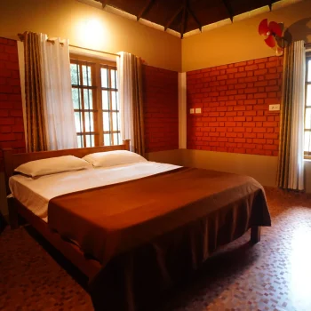CHK Room 8